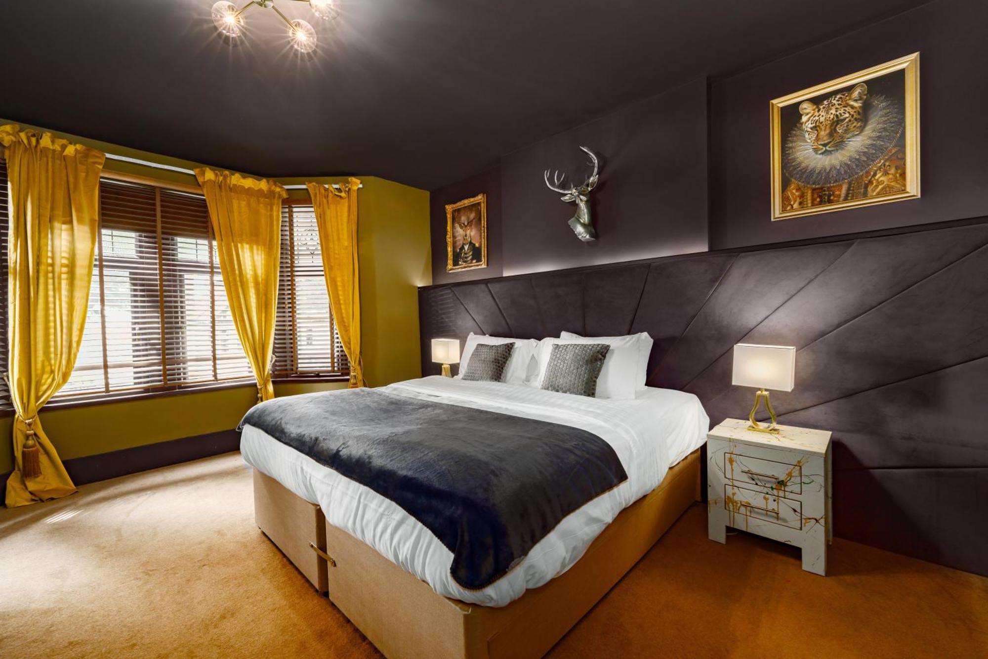 City Retreat, Spacious 4 Bed House, Games Room, Parking, Hot Tub & Bbq Cardiff Luaran gambar
