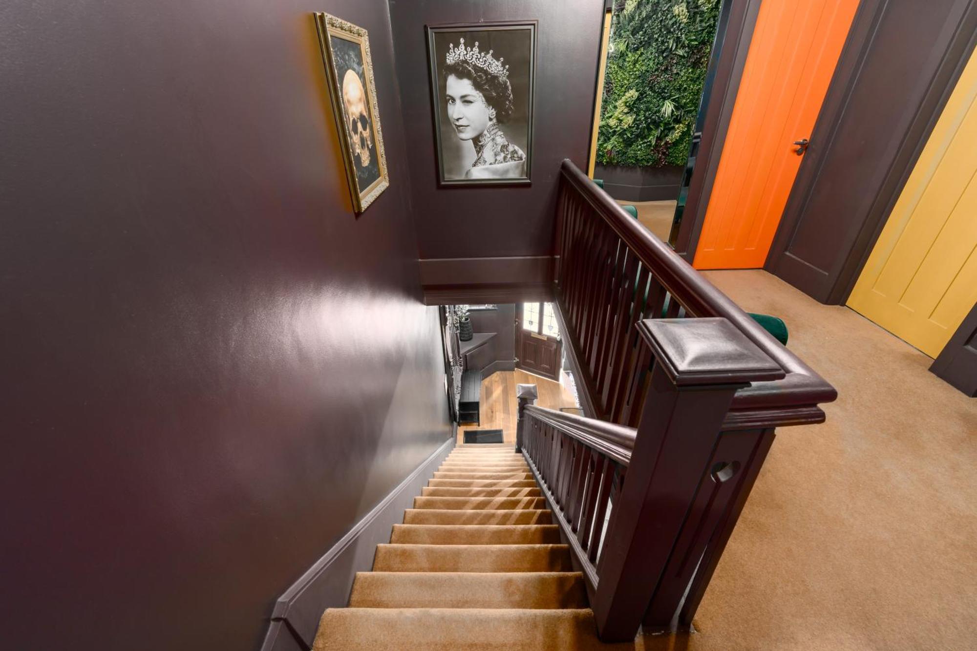 City Retreat, Spacious 4 Bed House, Games Room, Parking, Hot Tub & Bbq Cardiff Luaran gambar
