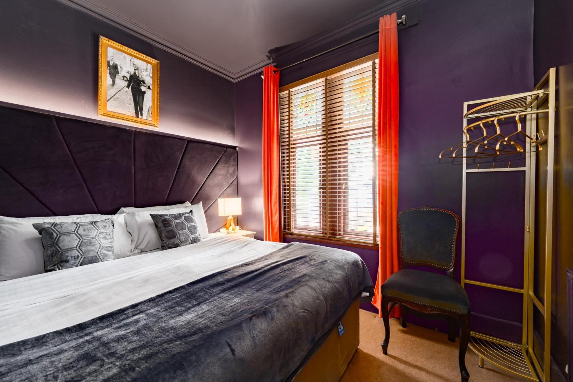 City Retreat, Spacious 4 Bed House, Games Room, Parking, Hot Tub & Bbq Cardiff Luaran gambar