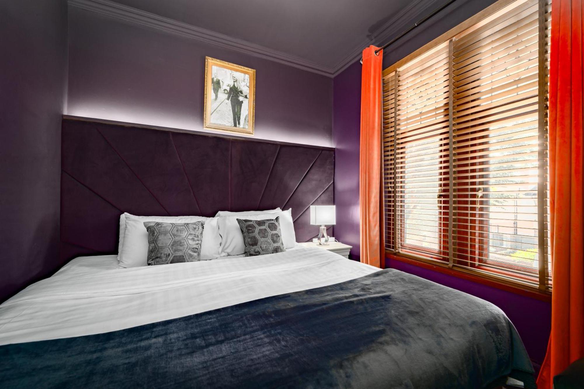 City Retreat, Spacious 4 Bed House, Games Room, Parking, Hot Tub & Bbq Cardiff Luaran gambar